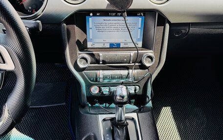 Ford Mustang VI рестайлинг, 2019 год, 2 590 000 рублей, 11 фотография