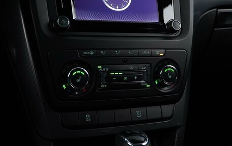 Skoda Yeti I рестайлинг, 2015 год, 1 389 050 рублей, 14 фотография