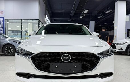 Mazda 3, 2022 год, 1 500 000 рублей, 2 фотография