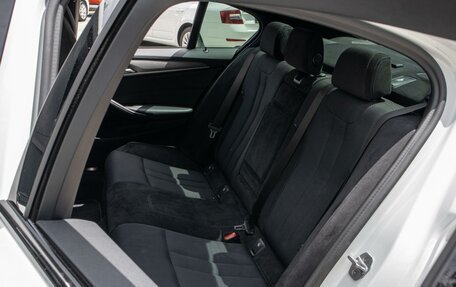 BMW 5 серия, 2019 год, 3 099 000 рублей, 13 фотография
