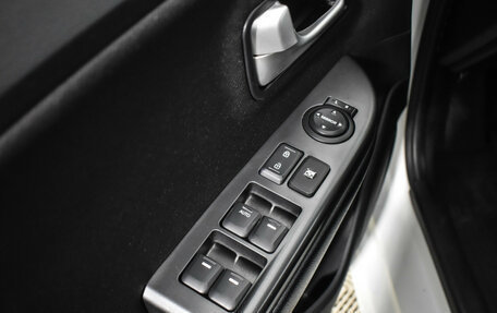 KIA Rio III рестайлинг, 2015 год, 697 860 рублей, 11 фотография