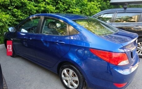 Hyundai Solaris II рестайлинг, 2012 год, 620 000 рублей, 4 фотография