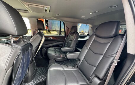 Cadillac Escalade IV, 2019 год, 5 200 000 рублей, 8 фотография