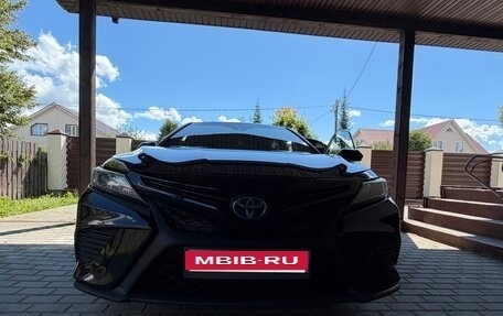 Toyota Camry, 2019 год, 2 250 000 рублей, 3 фотография
