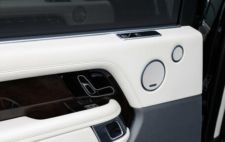Land Rover Range Rover IV рестайлинг, 2019 год, 7 549 000 рублей, 21 фотография