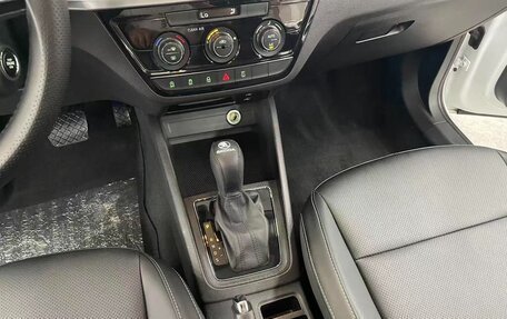 Skoda Kamiq I, 2022 год, 1 230 000 рублей, 10 фотография