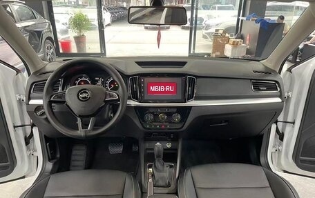 Skoda Kamiq I, 2022 год, 1 230 000 рублей, 6 фотография