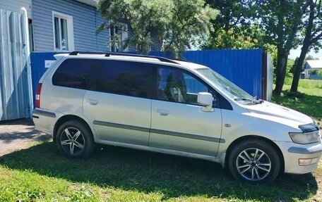 Mitsubishi Space Wagon III, 2002 год, 430 000 рублей, 2 фотография