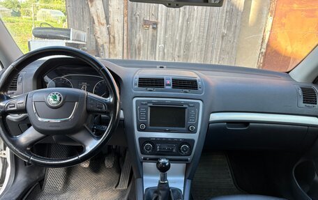 Skoda Octavia, 2011 год, 700 000 рублей, 14 фотография