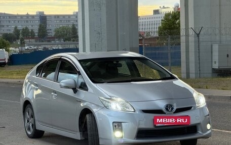 Toyota Prius, 2010 год, 1 150 000 рублей, 8 фотография