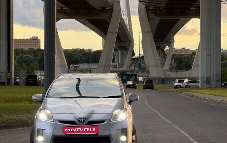 Toyota Prius, 2010 год, 1 150 000 рублей, 9 фотография