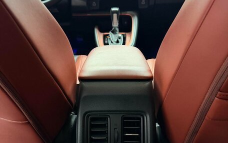Honda Vezel, 2023 год, 1 380 000 рублей, 14 фотография