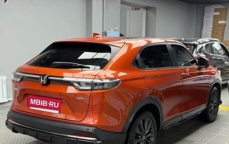 Honda Vezel, 2023 год, 1 380 000 рублей, 6 фотография