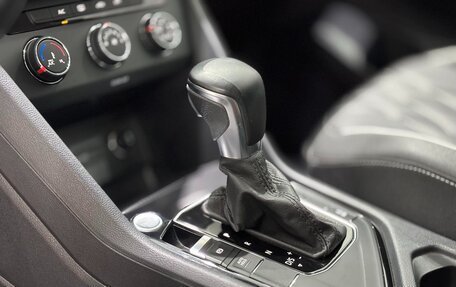 Volkswagen Tiguan II, 2023 год, 1 850 000 рублей, 14 фотография