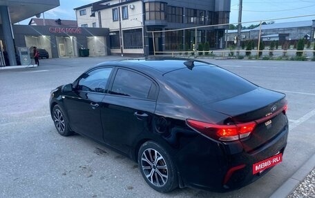 KIA Rio IV, 2018 год, 960 000 рублей, 3 фотография