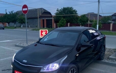 KIA Rio IV, 2018 год, 960 000 рублей, 2 фотография