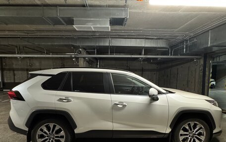 Toyota RAV4, 2020 год, 4 100 000 рублей, 5 фотография
