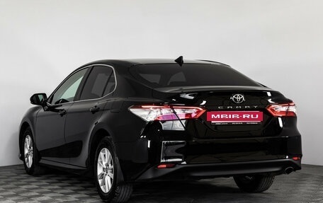 Toyota Camry, 2021 год, 3 099 000 рублей, 9 фотография