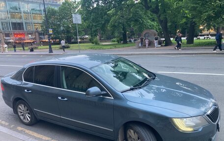 Skoda Superb III рестайлинг, 2014 год, 1 075 000 рублей, 5 фотография