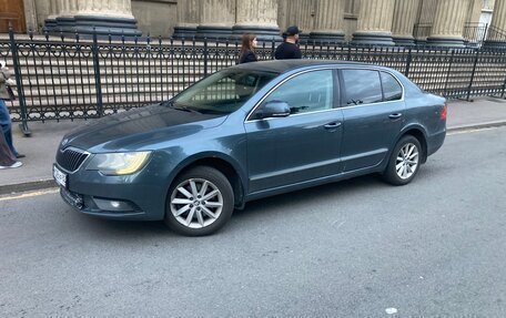 Skoda Superb III рестайлинг, 2014 год, 1 075 000 рублей, 4 фотография