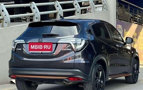 Honda Vezel, 2022 год, 1 210 000 рублей, 5 фотография