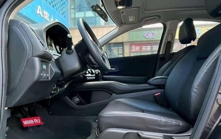 Honda Vezel, 2022 год, 1 210 000 рублей, 9 фотография