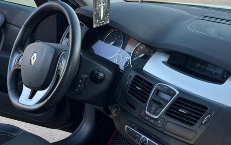 Renault Laguna III рестайлинг, 2008 год, 700 000 рублей, 15 фотография