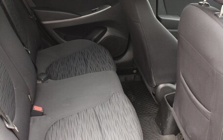Hyundai Solaris II рестайлинг, 2014 год, 800 000 рублей, 12 фотография