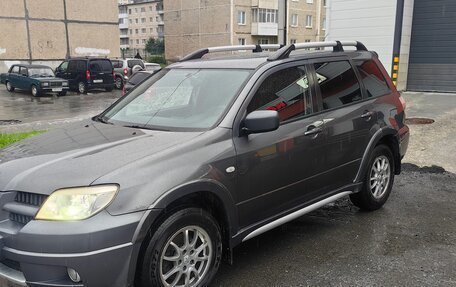 Mitsubishi Outlander III рестайлинг 3, 2008 год, 780 000 рублей, 2 фотография