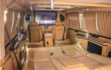 Mercedes-Benz Viano, 2011 год, 5 650 000 рублей, 7 фотография