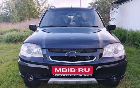 Chevrolet Niva I рестайлинг, 2011 год, 655 000 рублей, 10 фотография