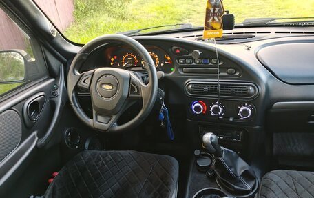 Chevrolet Niva I рестайлинг, 2011 год, 655 000 рублей, 23 фотография