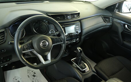 Nissan Rogue II, 2017 год, 1 899 000 рублей, 10 фотография