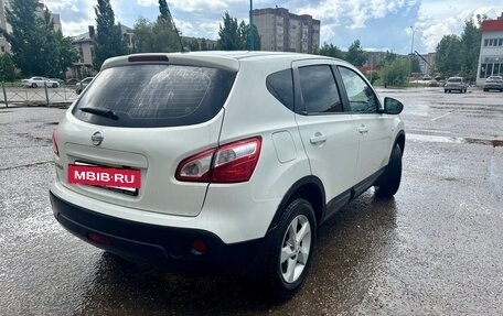 Nissan Qashqai, 2011 год, 920 000 рублей, 3 фотография