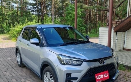 Toyota Raize I, 2020 год, 1 580 000 рублей, 2 фотография