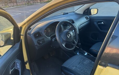 Volkswagen Polo VI (EU Market), 2018 год, 560 000 рублей, 2 фотография