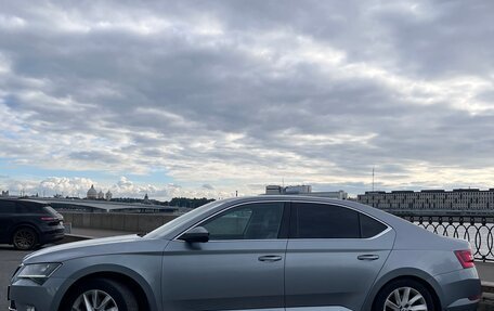Skoda Superb III рестайлинг, 2017 год, 1 750 000 рублей, 4 фотография