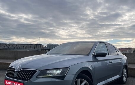 Skoda Superb III рестайлинг, 2017 год, 1 750 000 рублей, 3 фотография