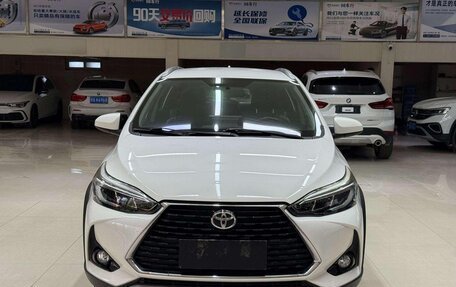 Toyota Yaris XP150 рестайлинг, 2022 год, 1 020 000 рублей, 2 фотография