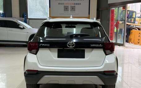Toyota Yaris XP150 рестайлинг, 2022 год, 1 020 000 рублей, 5 фотография