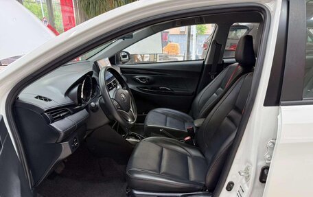 Toyota Yaris XP150 рестайлинг, 2022 год, 1 020 000 рублей, 14 фотография