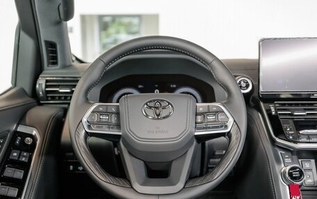 Toyota Land Cruiser, 2026 год, 15 500 000 рублей, 12 фотография