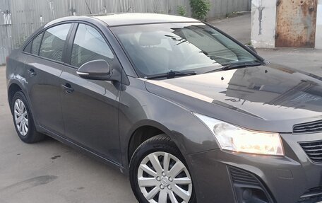 Chevrolet Cruze II, 2014 год, 850 000 рублей, 10 фотография
