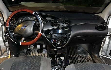 Ford Focus IV, 2004 год, 248 600 рублей, 5 фотография