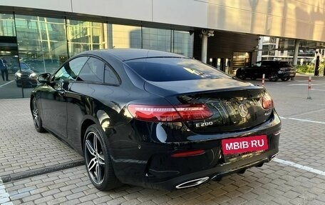Mercedes-Benz E-Класс, 2017 год, 3 890 000 рублей, 5 фотография