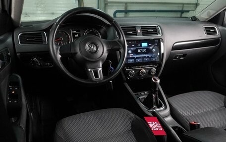 Volkswagen Jetta VI, 2014 год, 1 199 000 рублей, 6 фотография