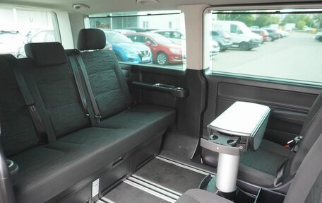 Volkswagen Multivan T6 рестайлинг, 2021 год, 6 580 000 рублей, 13 фотография