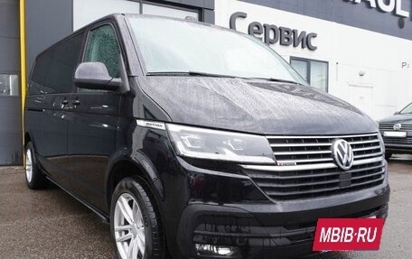 Volkswagen Multivan T6 рестайлинг, 2021 год, 6 580 000 рублей, 3 фотография
