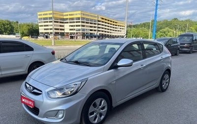 Hyundai Solaris II рестайлинг, 2011 год, 695 000 рублей, 1 фотография