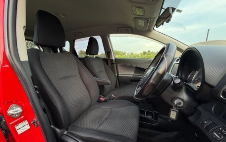 Toyota Ractis II, 2012 год, 1 070 000 рублей, 13 фотография